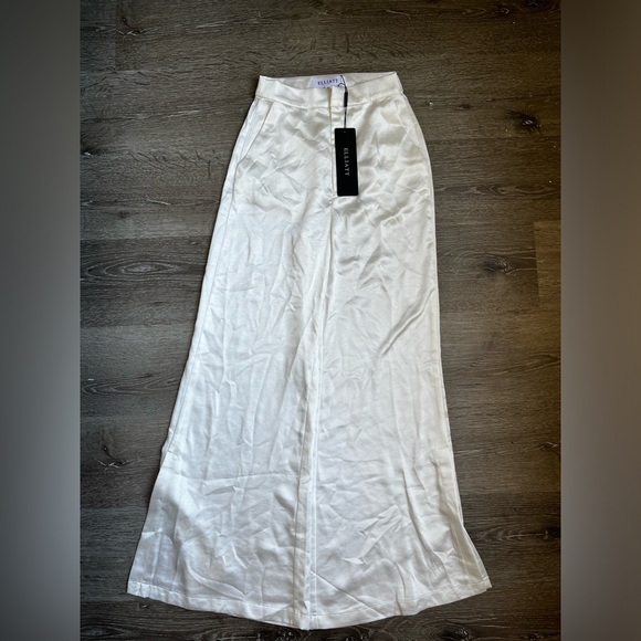 Elliatt Centrist Pant - Picture 4 of 5